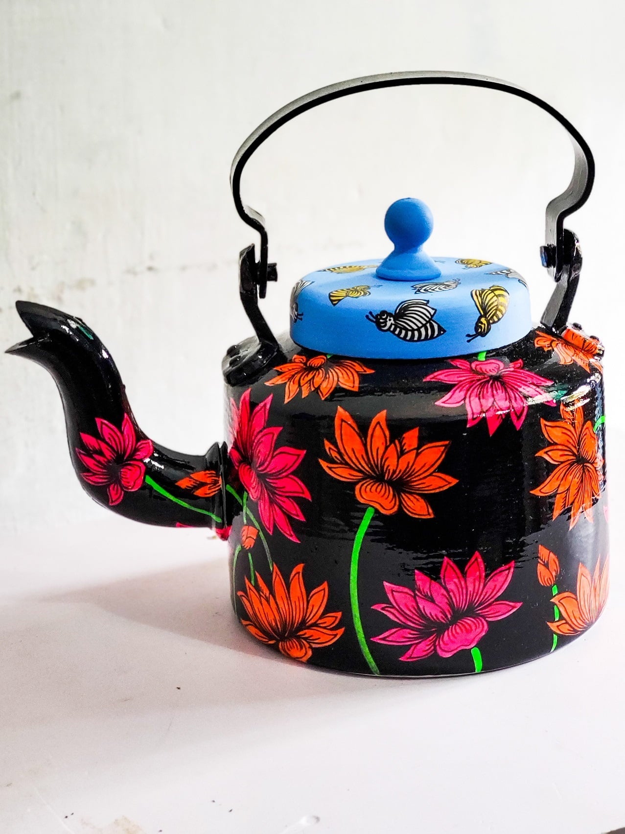 Vintage Vistara Neon Pink Teapot with handpainted Pattachitra Lotus motifs