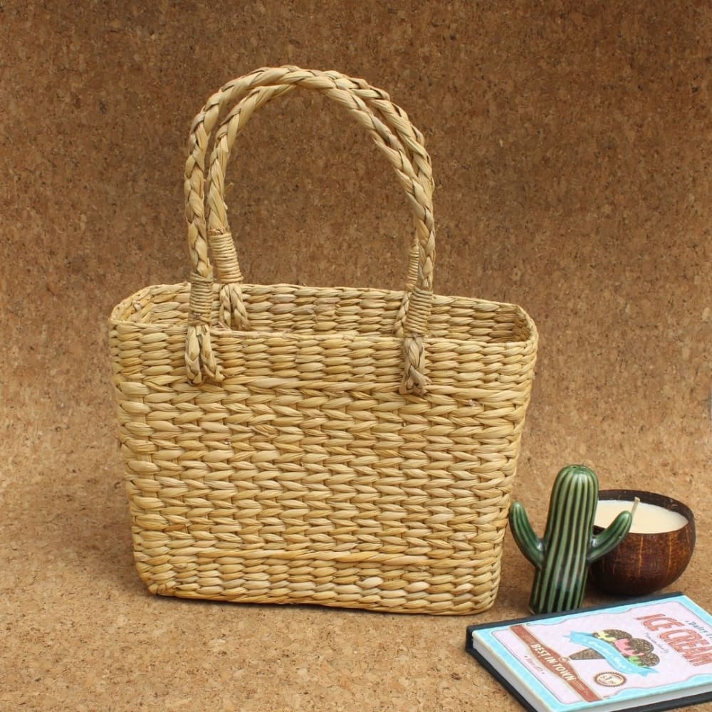 Beige Water Reed Kauna Grass Basket