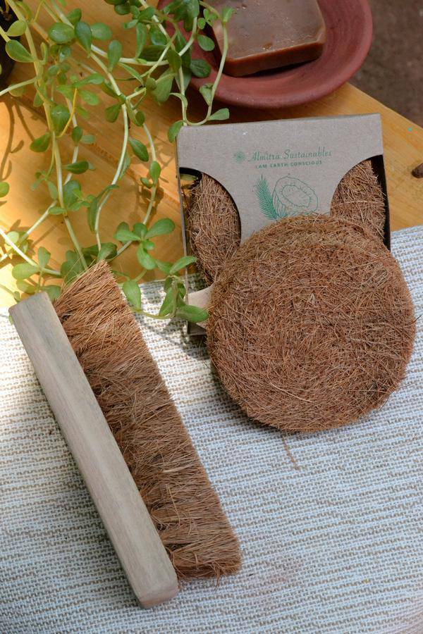 Coconut Fiber Coir Utensil Scrub & Laundry Brush