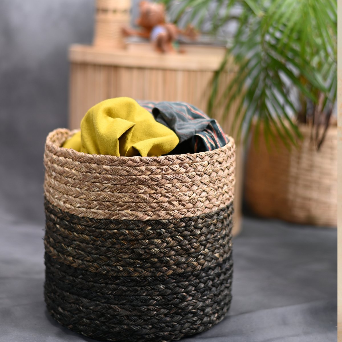 Handmade Sabai Grass Planter - Black