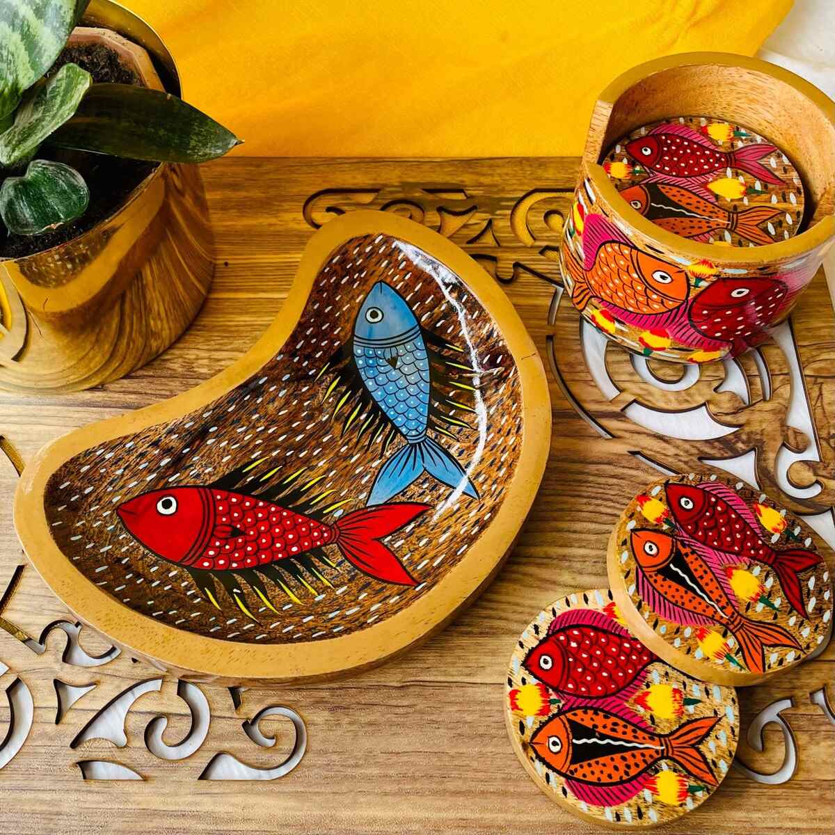 Leher Hamper- Handcrafted Dhara Platter and Tarang Coaster Set