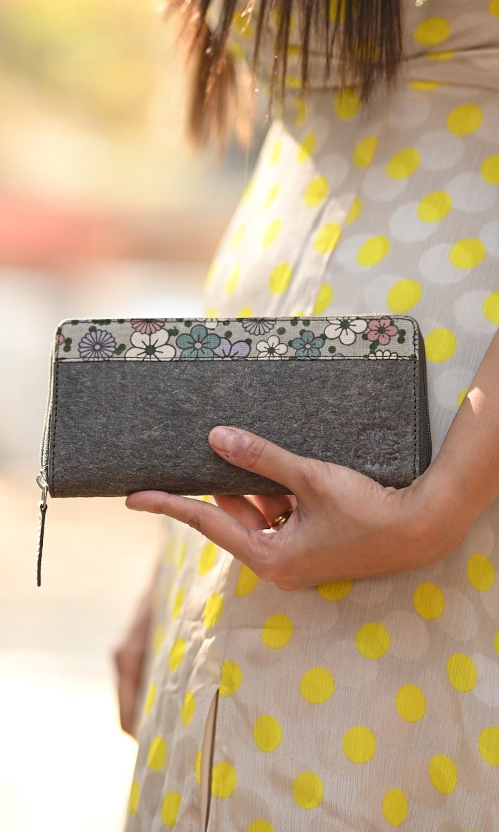 Natural Floral Wallet | Made of coconut leather