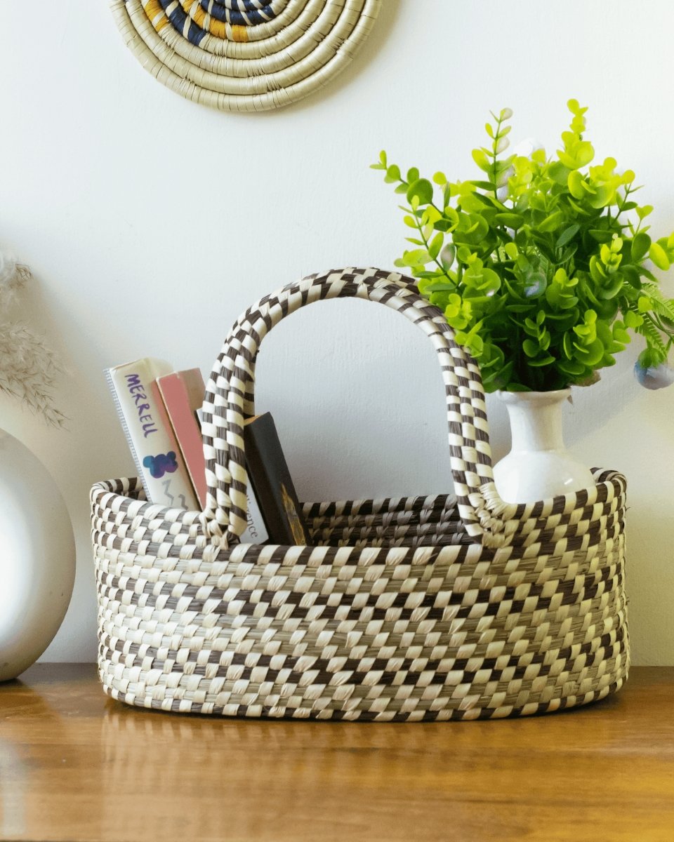 Natural handmade hamper basket-Fermoscapes