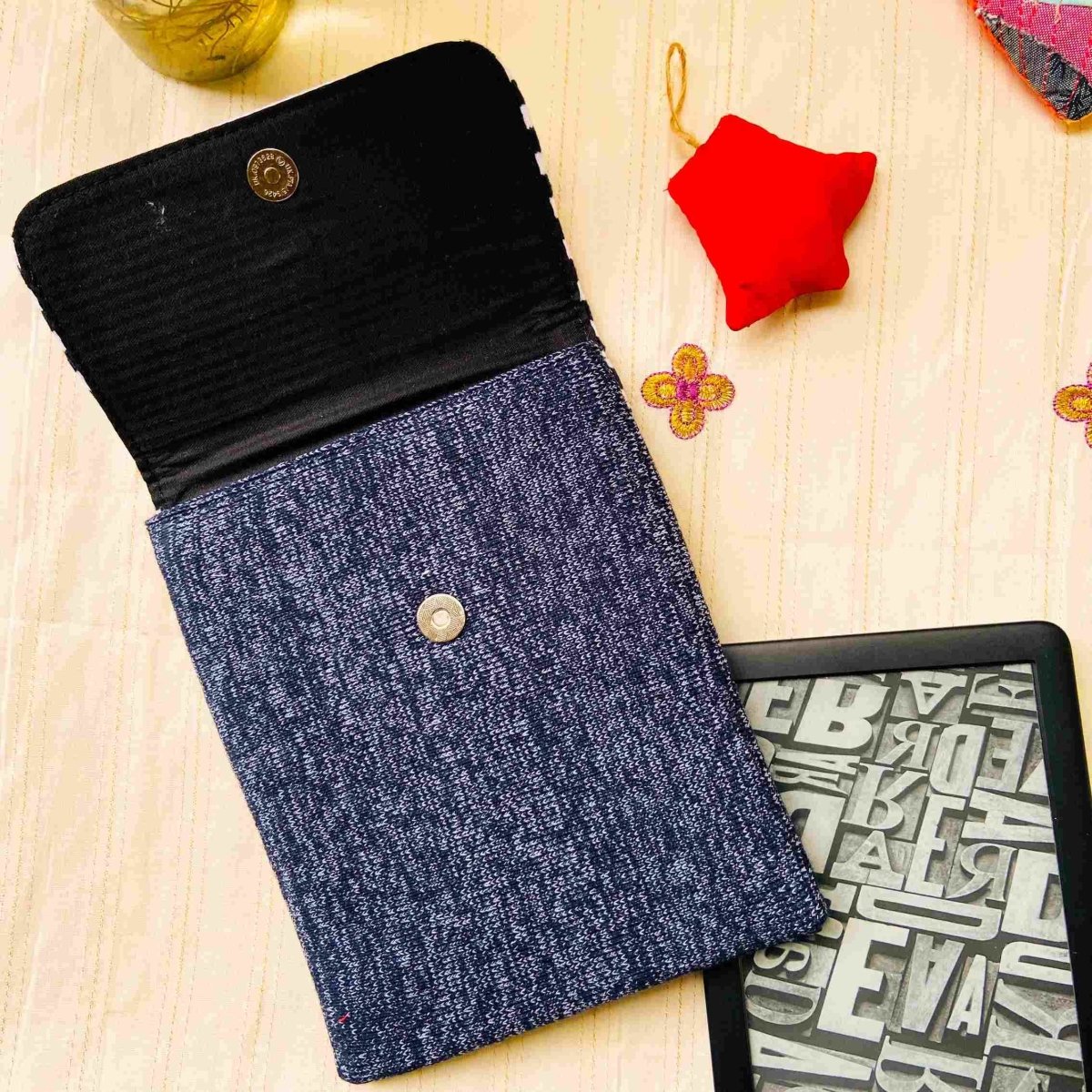 New Year Gift- Kindle Sleeve - A starry night