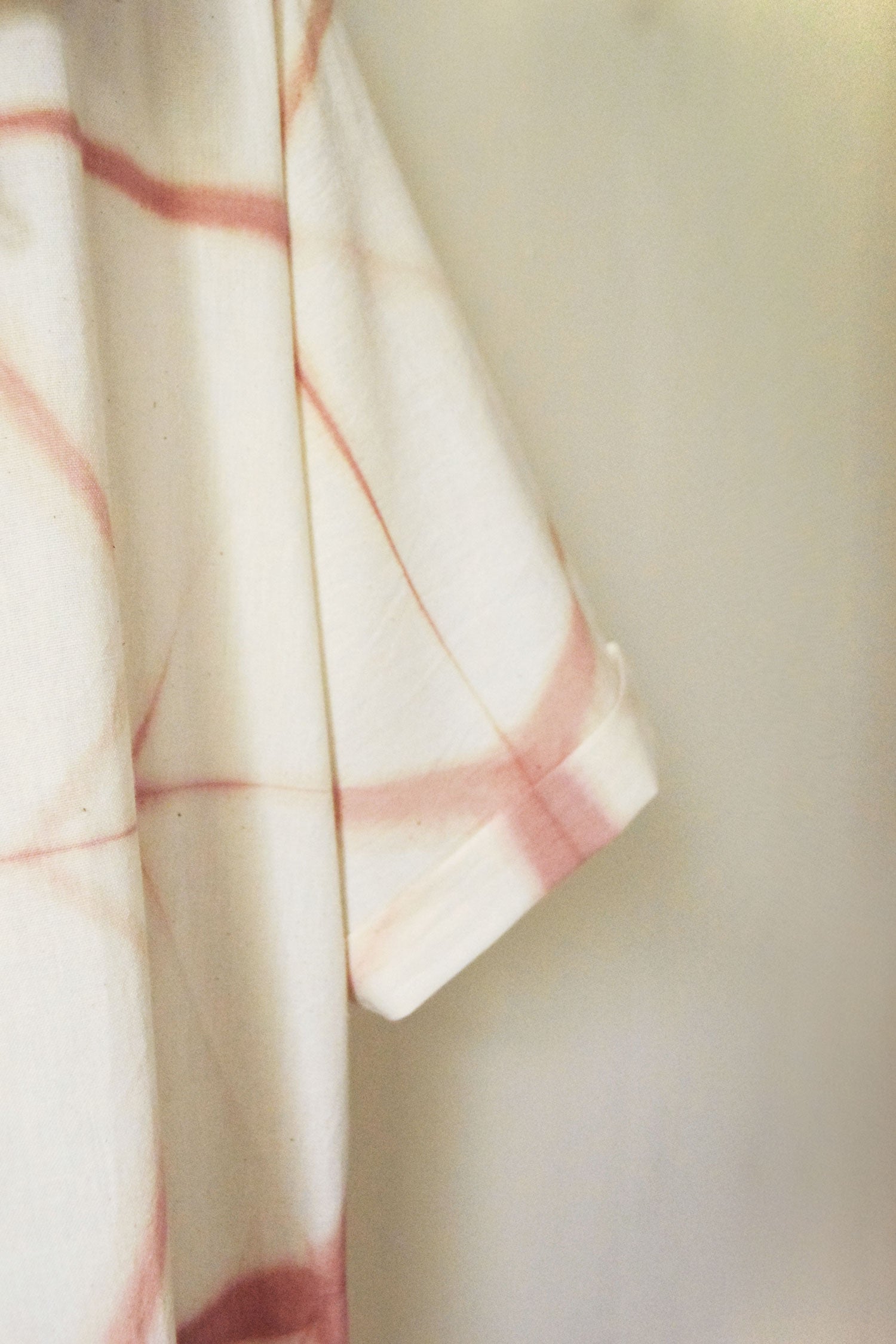 Origami Coco Shirt naturally dyed with madder and coconut husk