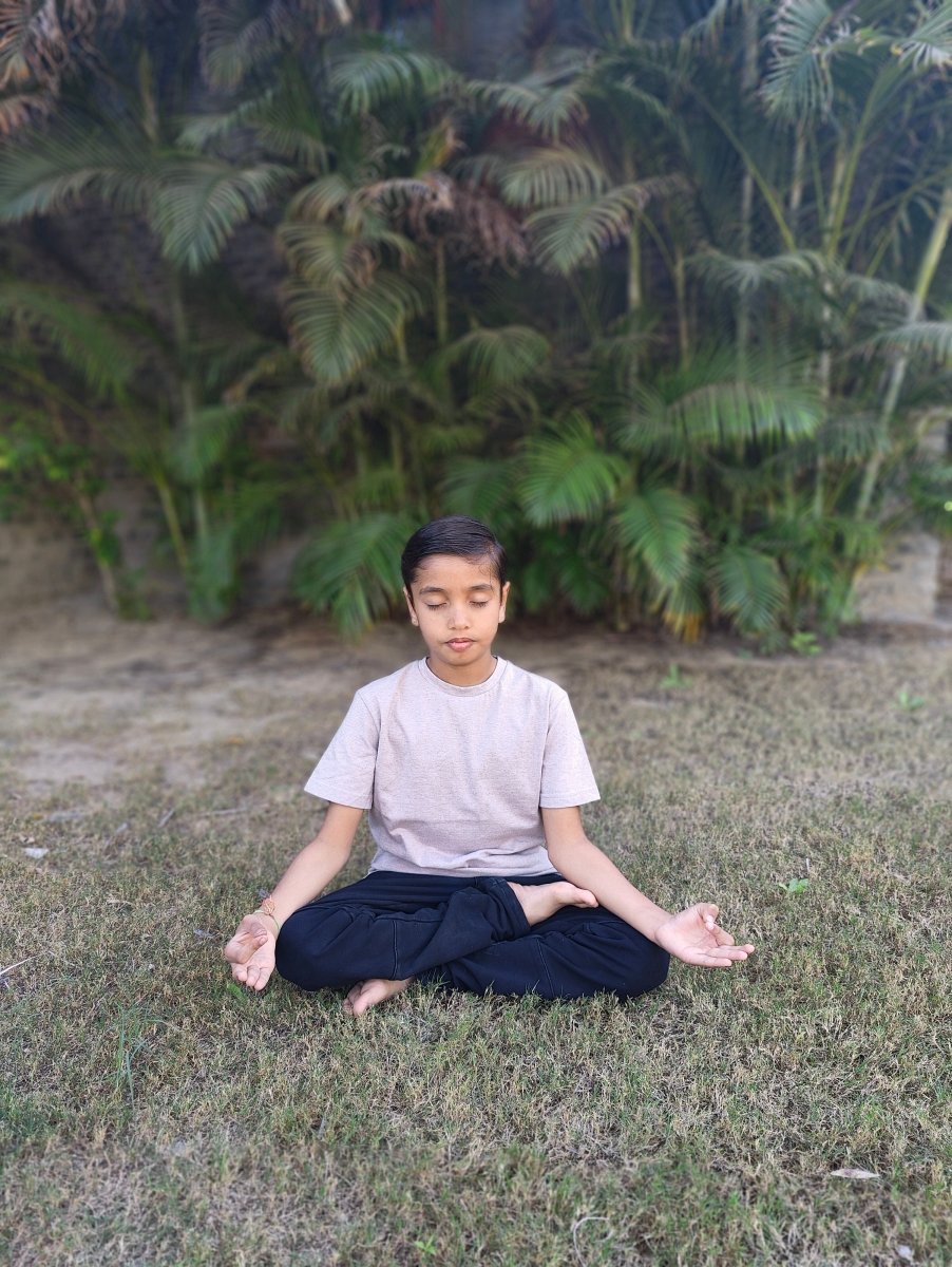 Soil Brown Kids T-shirt - Organic Cotton & Naturally Fiber Dyed
