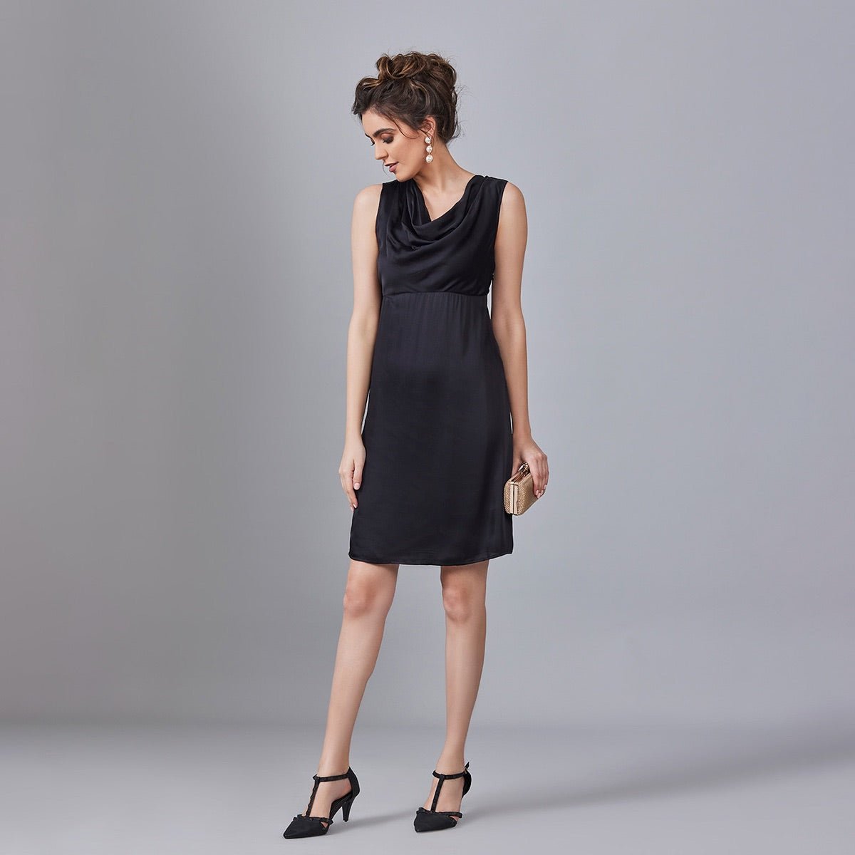 Preto - Stylish Cowl Neck Dress