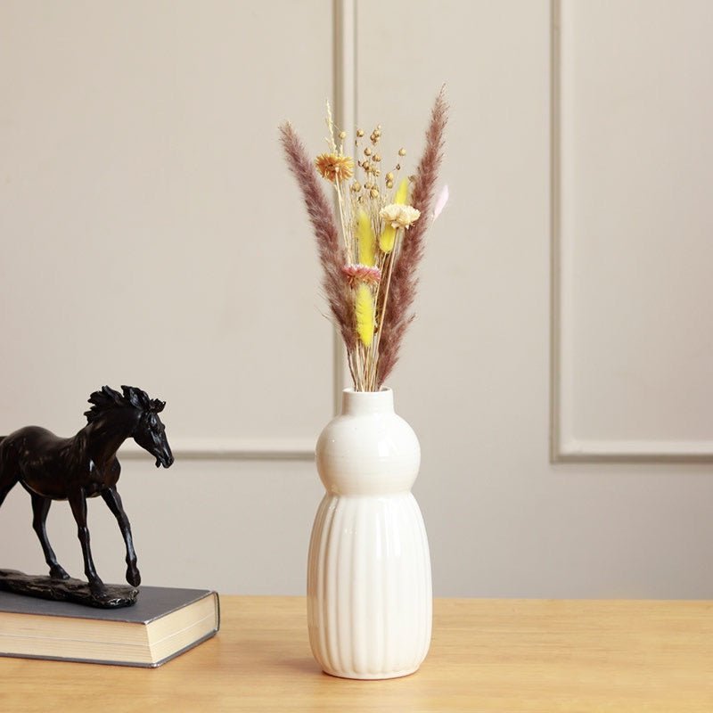 Pumpkin Ceramic Vase with Dried Aira Bunch