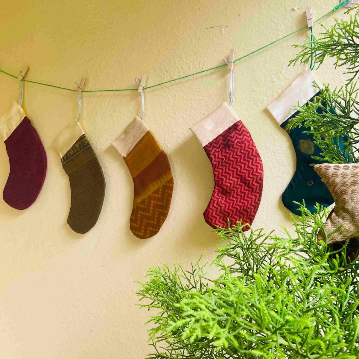 Sustainable Christmas Decor- Socks Buntings