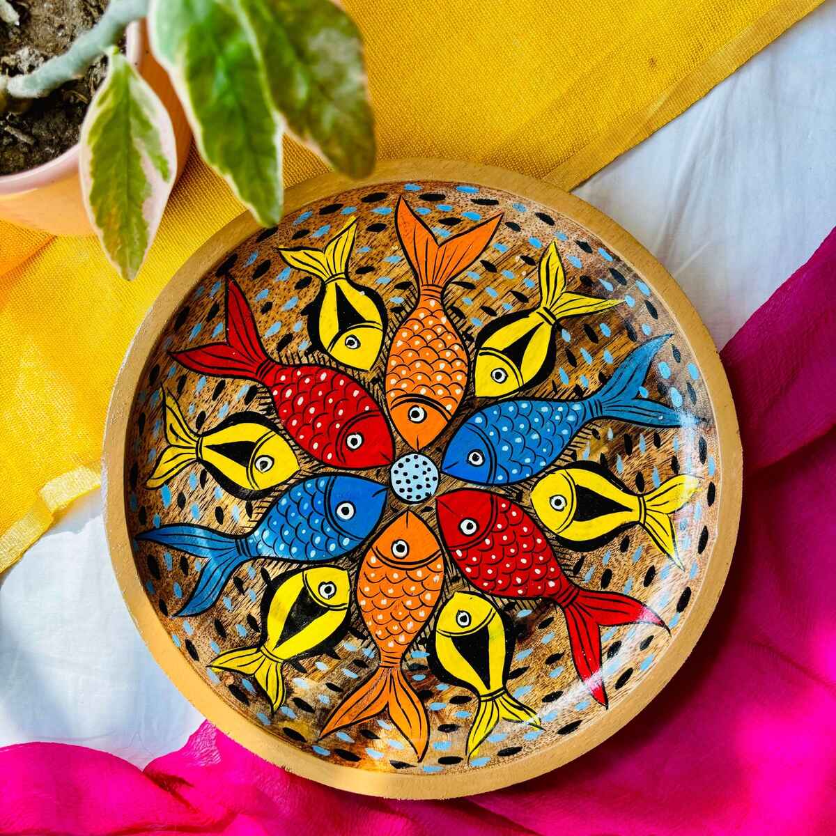 Taal Round Handcrafted Mango Wood Platter