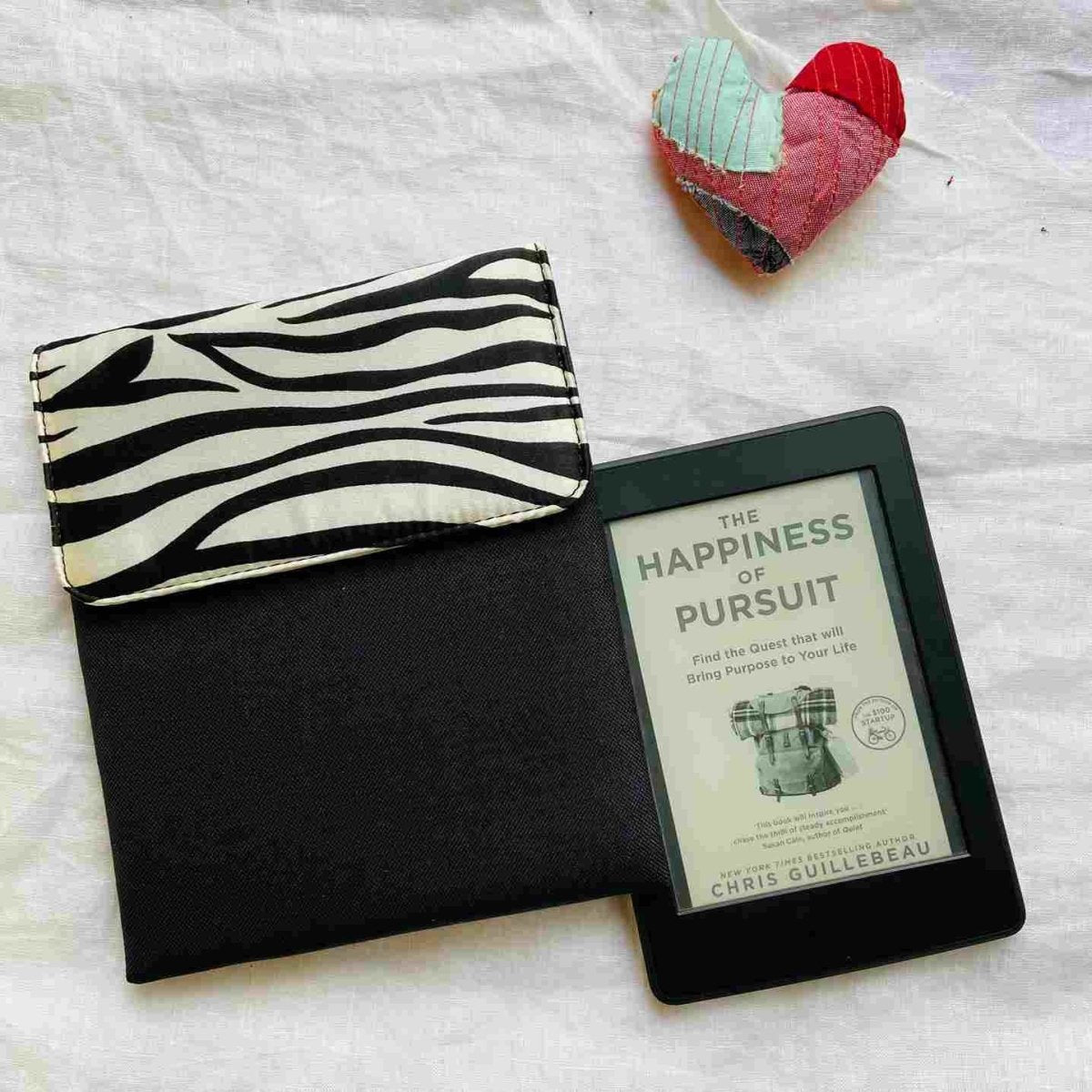 Unique Kindle Sleeve- Black with print- Fits all Kindle