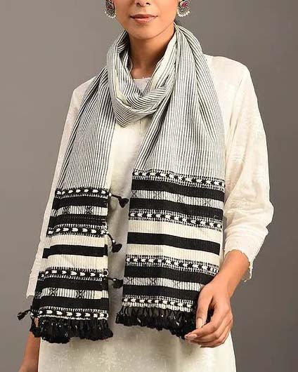 White & Black Handwoven Wool Stole